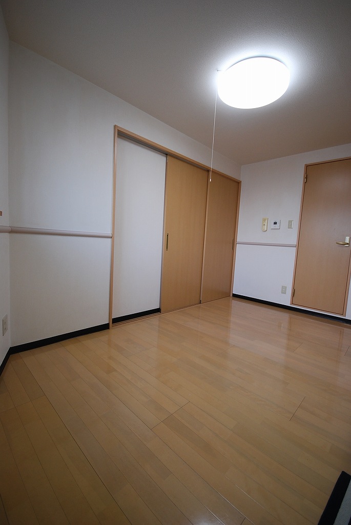 エスベランサ 洋室　※別号室参考写真