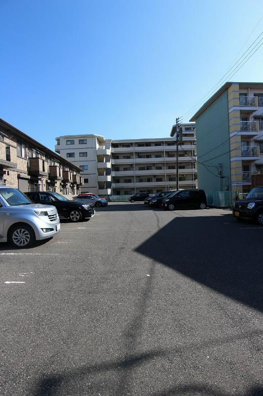 オーク上富野 大通りから1本入った閑静な住宅街です