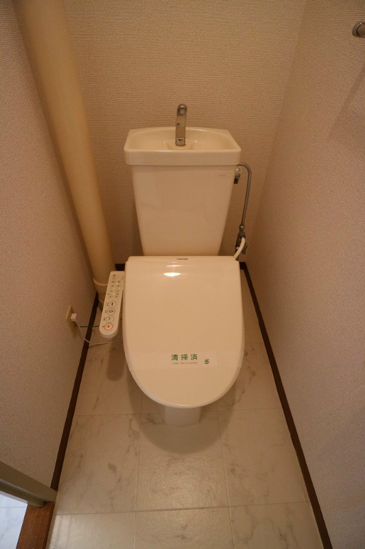 スプリングヒルズ宝 トイレ　※別号室参考写真