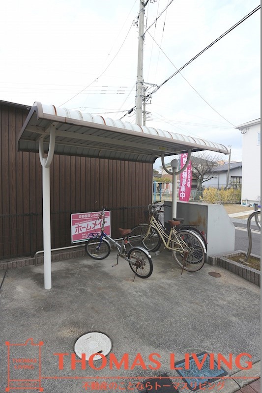 ソフィア長津 駐輪場