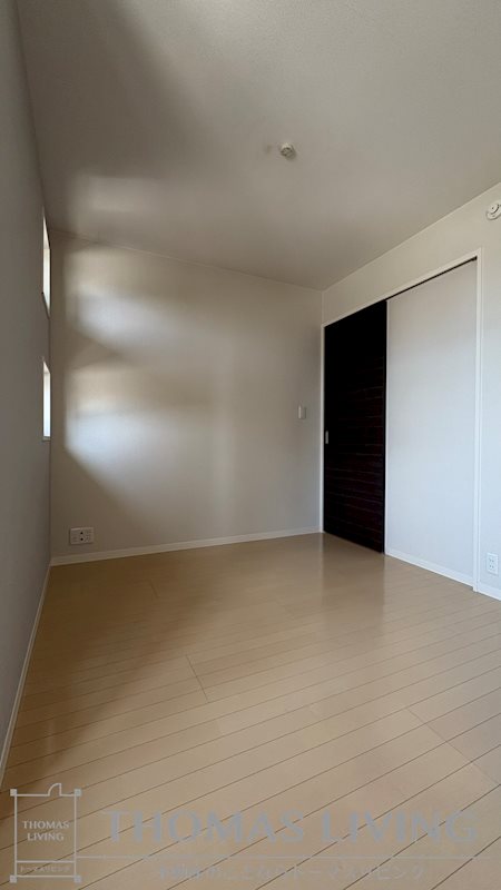 ベラフォレスタ足立 日当たり良好洋室