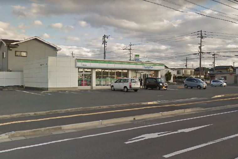 フトゥーロ・ベネスタンテ ﾌｧﾐﾘｰﾏｰﾄ 遠賀松の本6丁目店