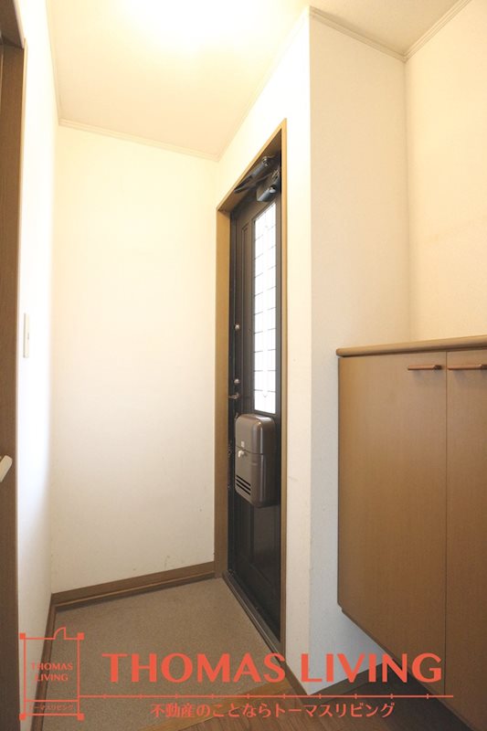 オーク浅川学園台 玄関