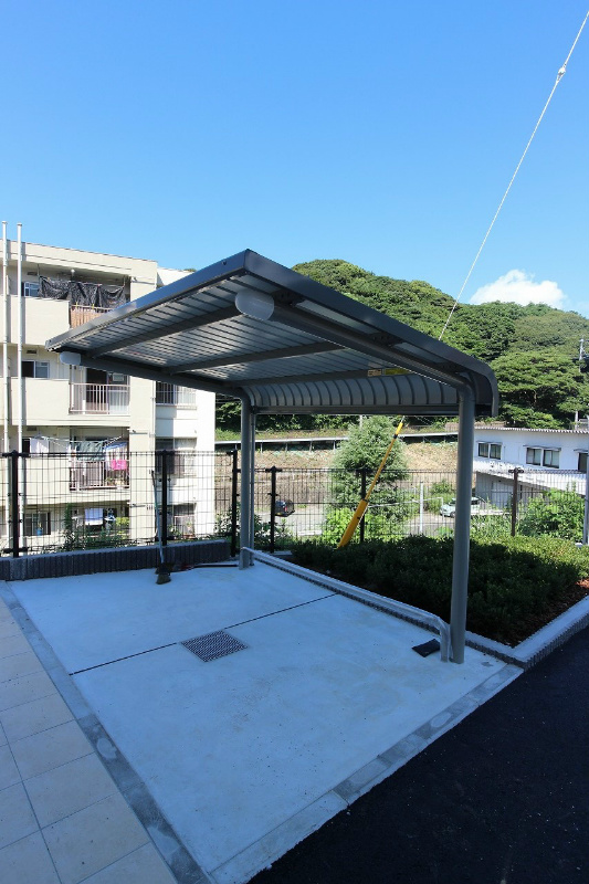 ルミナス 駐輪場