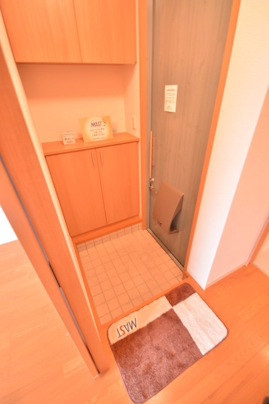 ウィステリア神岳 B棟 シューズボックスもしっかり備わっているお部屋です。