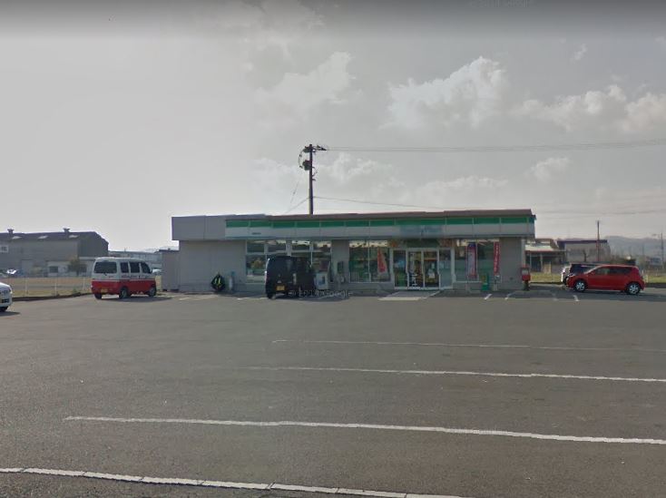 サンセールはぶ南  ﾌｧﾐﾘｰﾏｰﾄ 中間垣生店