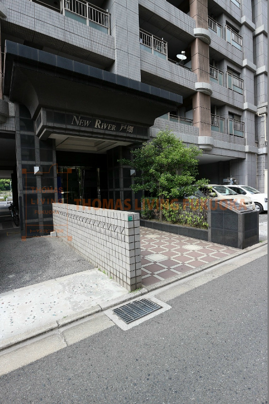 ニューリバー戸畑 外観。