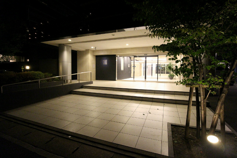 シャトレ大手町　S棟 エントランス