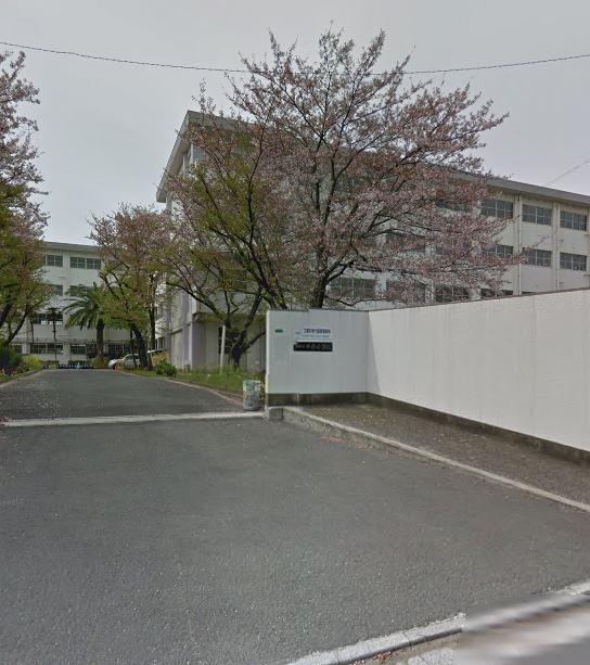 福岡県北九州市戸畑区中原西２丁目 北九州市立中原小学校