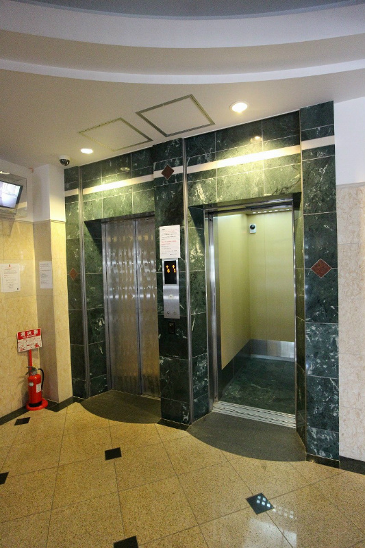 リード大手町 エントランス