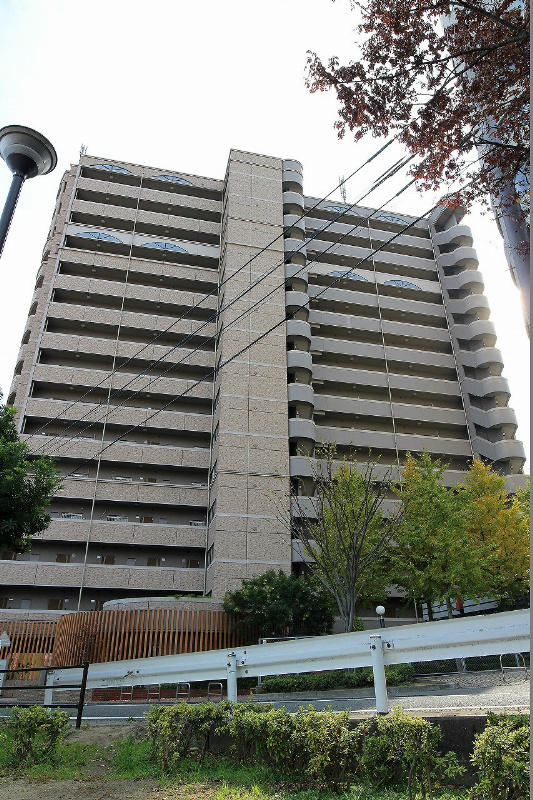 リード大手町 外観