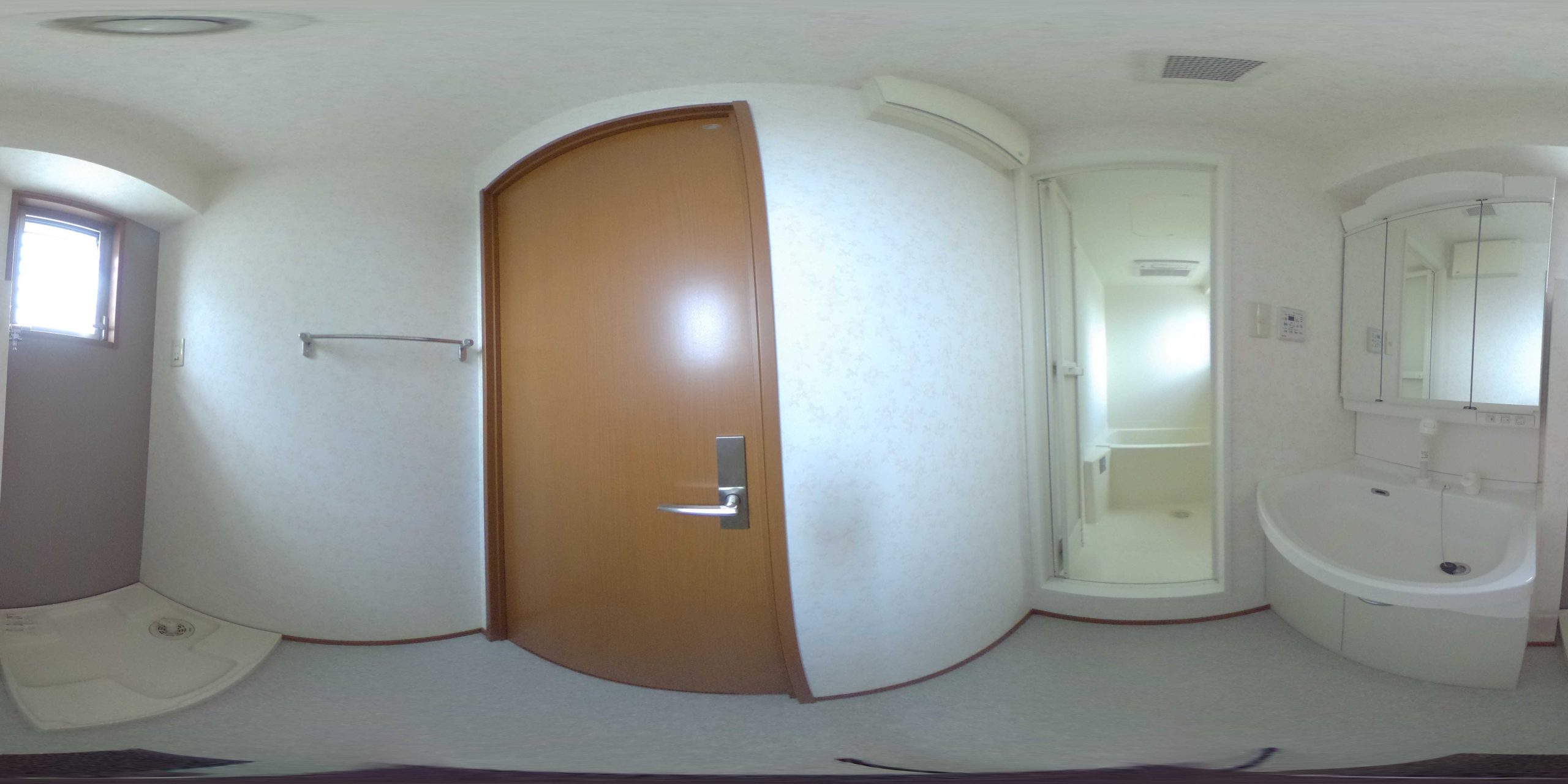 ※床・建具・壁紙色などが異なります。同じ物件の別号室をご参照ください。