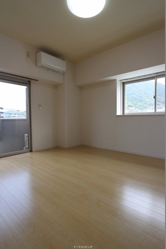 Ariete 角部屋のなので出窓もついています。風通しも問題ありません。