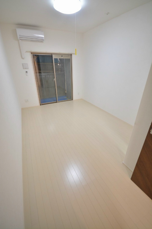 アルティザ小倉 日当たりも良く開放的なお部屋です。