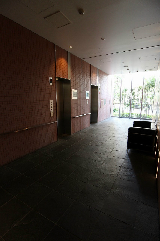 KOKURA TOWER ロビー