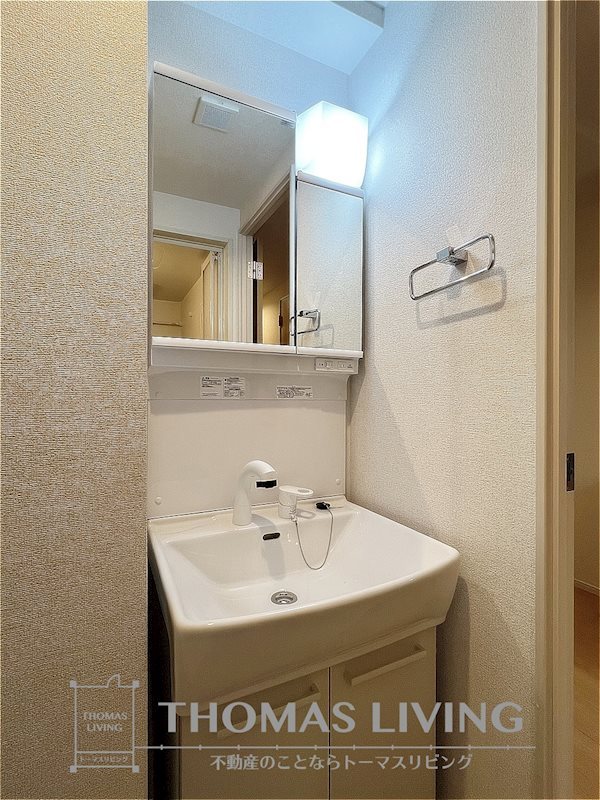 ロータス青山Ⅰ 写真準備中の為、同間取りの類似物件でご参考下さい。