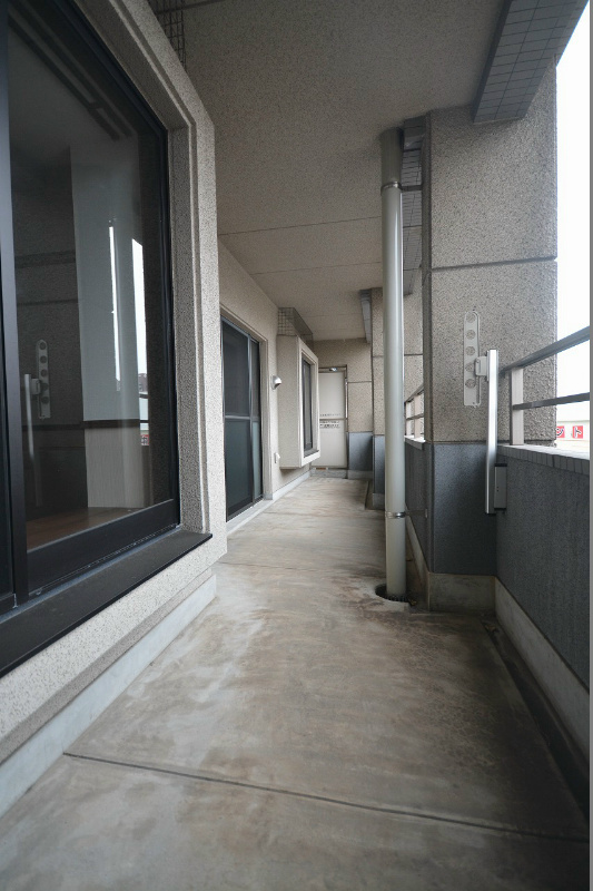 ニューサンリバー12番館 ベランダ