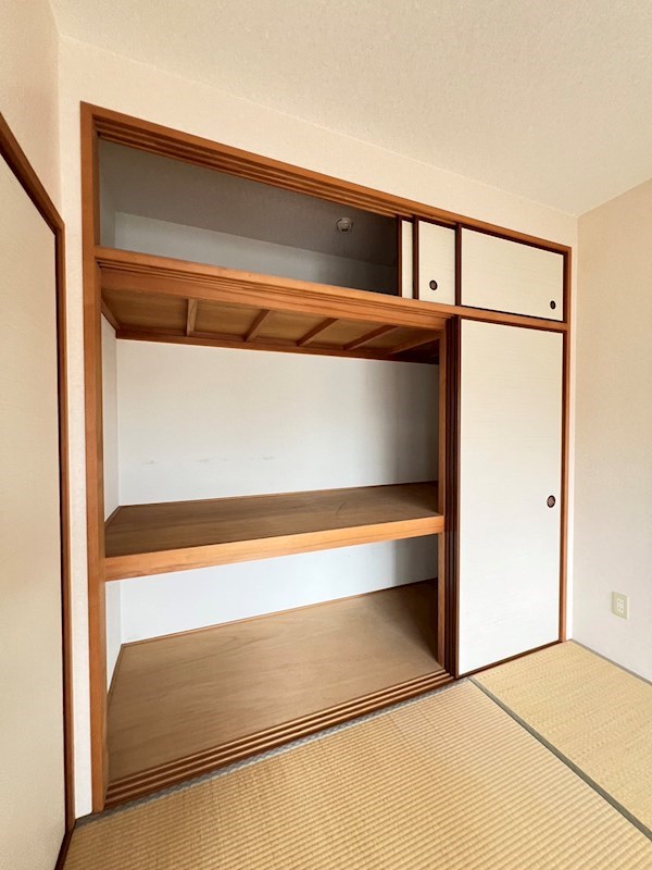 エルスール湯川　弐番館  その他