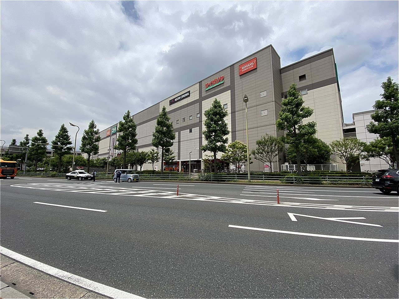 Brave Base戸畑 ｲｵﾝ戸畑ｼｮｯﾋﾟﾝｸﾞｾﾝﾀｰ