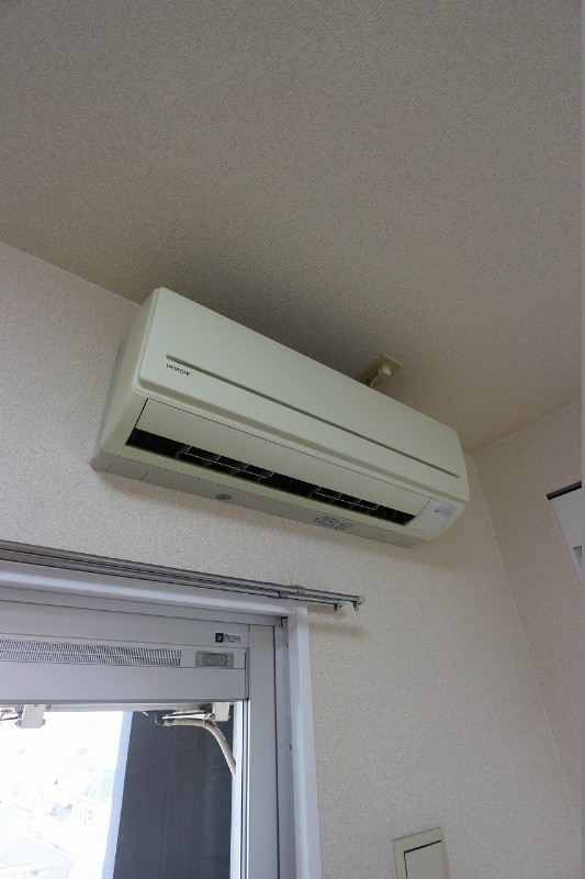 福岡県北九州市戸畑区中原西２丁目 冷暖房が備わっています。
