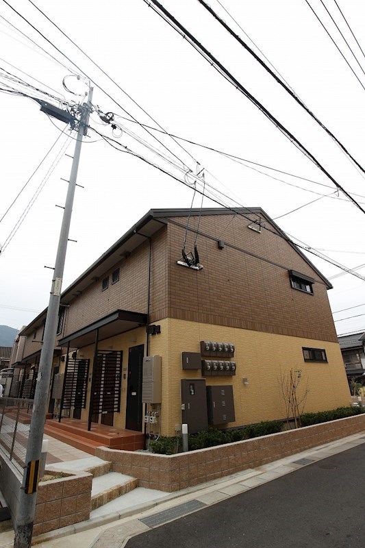 フェリス富ヶ丘 写真は同シリーズの建物です。