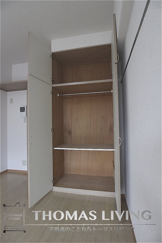 アリビオ八幡 階数によって建具などの色味が異なる場合があります。