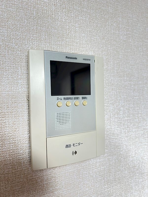 グローリー中村 ※別号室の写真です。相手の顔が見えて安心ですね。