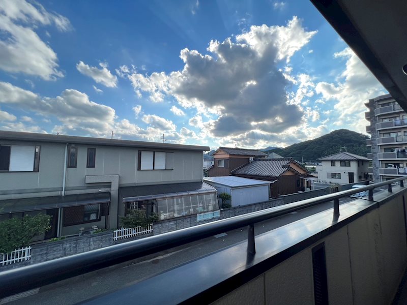 グローリー中村 ※別号室の写真です。眺望良好です。
