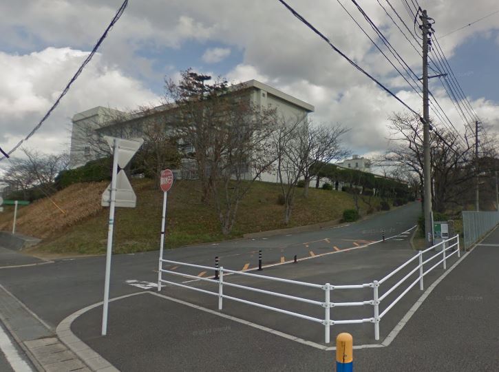 フトゥーロ・ベネスタンテ 遠賀町立遠賀中学校