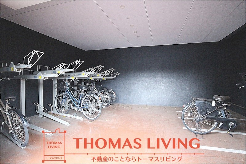 THE SQUARE Club Residence 駐輪場