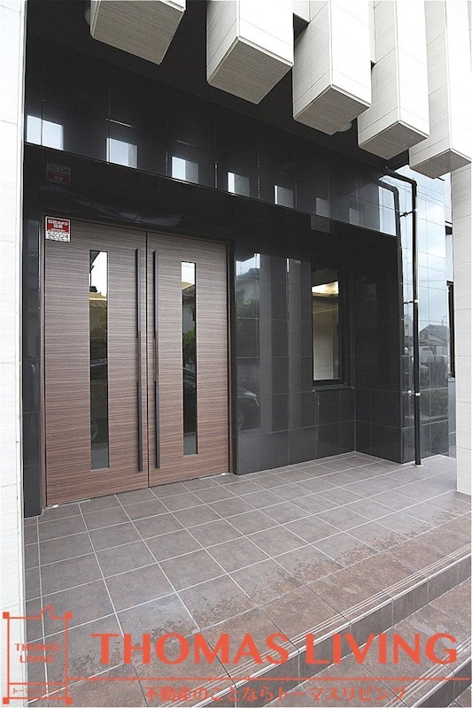 THE SQUARE Club Residence エントランス