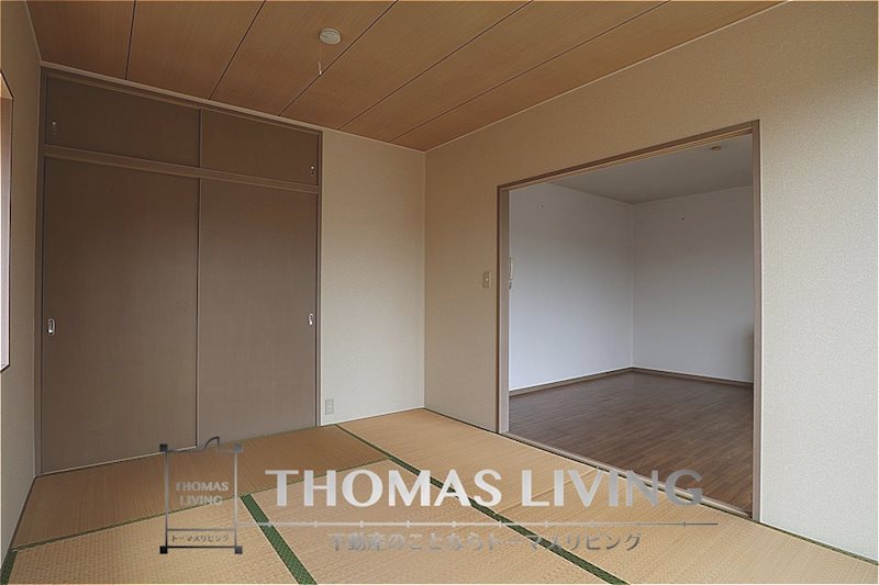アザレア藤原 K棟  ※写真を準備中のため、同物件の別室写真をご参照ください。