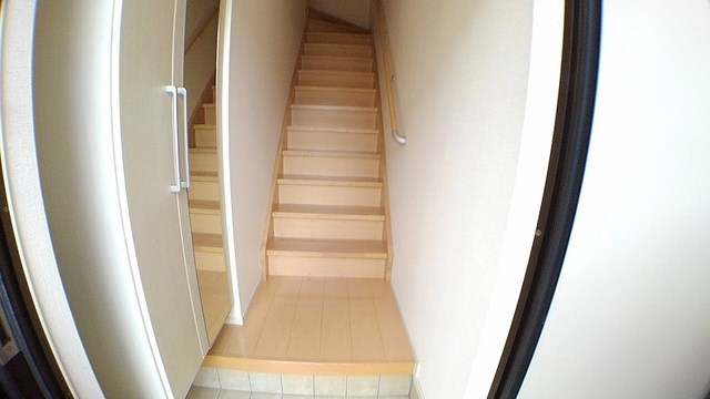 アメニティ下石田Ⅱ  玄関
