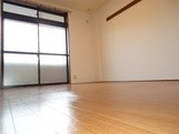 エトワール・HANDA壱番館 リビング