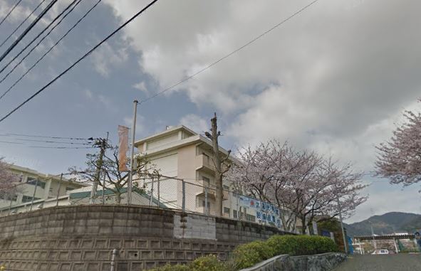 ウッド　クリーク　テラス　B 北九州市立松ｹ江中学校
