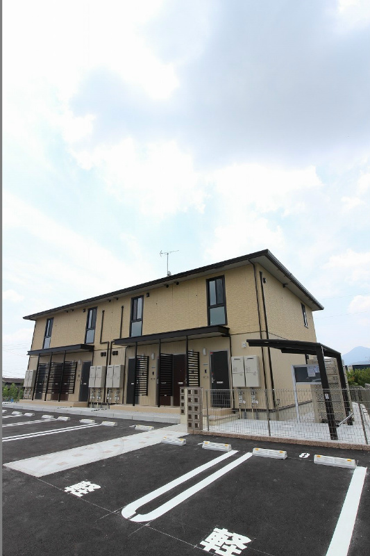 グランツ葛原 テレビCMでお馴染みのD-Roomです。