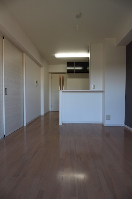 S-COURT ※別号室の写真です。人気のカウンターキッチンです。