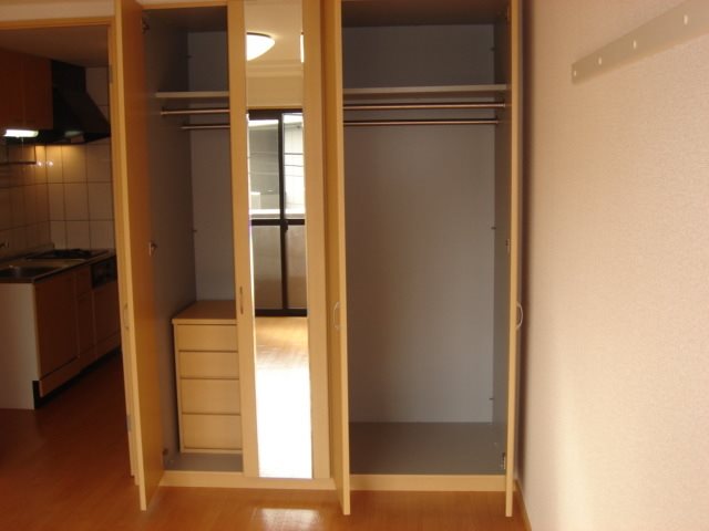 アメニティ徳力 収納