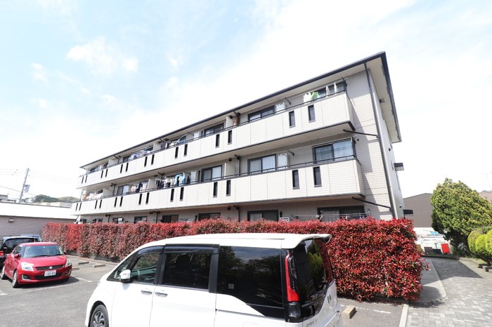 コンフォールⅡ番館 外観