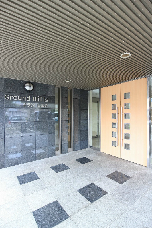 Ground Hills （グランヒルズ） 高級感のあるエントランスです♪