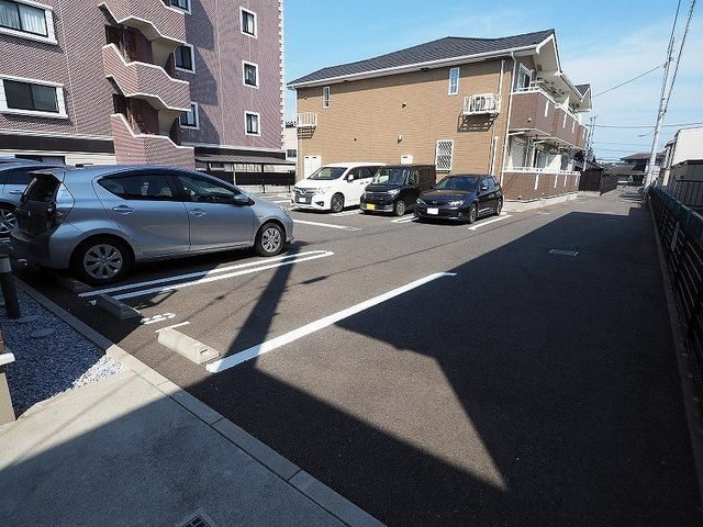 サニーヴィラ　 A棟 駐車場
