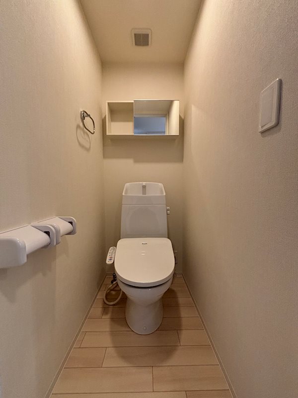 コレストコートA 建築中の為、同シリーズ別物件写真です。