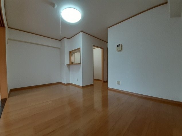 エス・テイト外園 ※別号室の写真です。