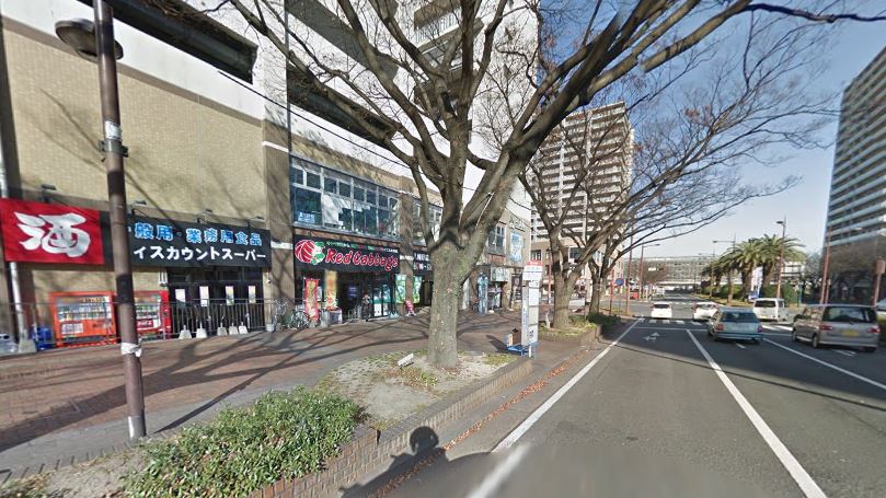 ニューサンリバー８番館 ﾚｯﾄﾞｷｬﾍﾞﾂ 八幡駅前店
