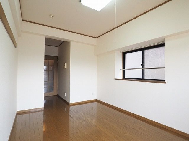 プレンティⅡ  ※別号室の写真です。