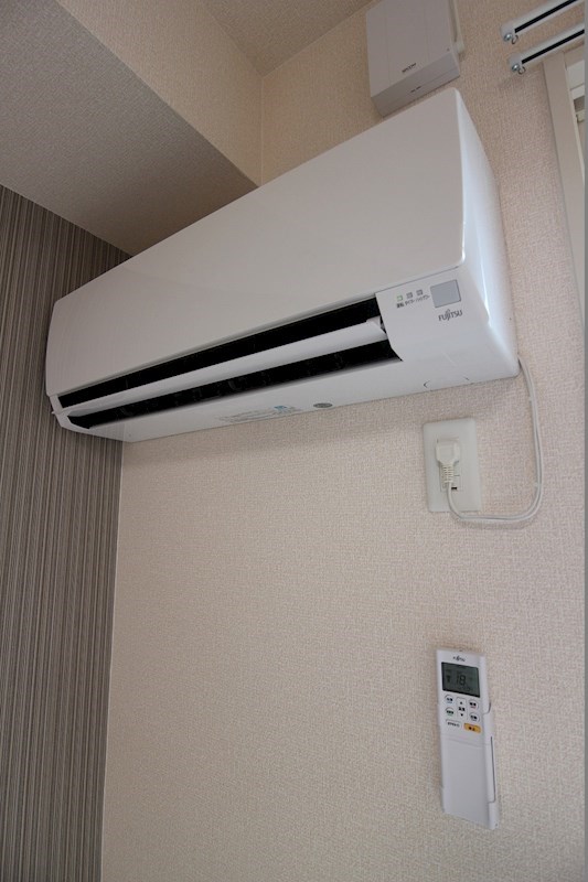 ソレイユひびきが丘 冷暖房も備わります。