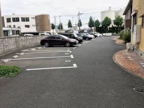 ヴァーチャスの杜　A棟 駐車場