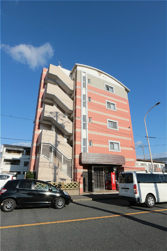 ピエタ 外観