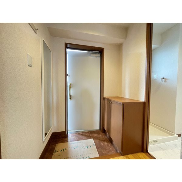 サンクス光 ※別部屋の写真になります。