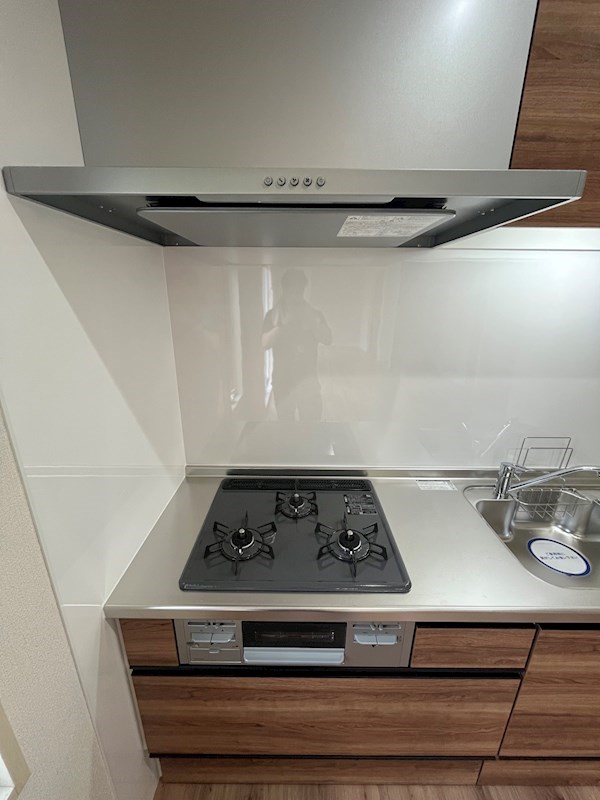 カレッジヒルズ A棟  3口コンロ